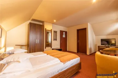 Refugiu turistic 446 mp, panorama asupra Brasovului, 713 mp teren, Drumul Poienii, - foto 12