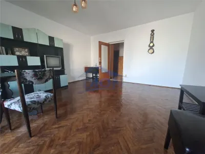 Apartament 3 camere, decomandat, Piata Sfinta Vineri - foto 3