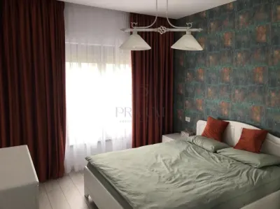 Casă Elegantă | Aproape de Timișoara | 3 Băi | Terasă Generoasă | Curte Proprie - foto 3