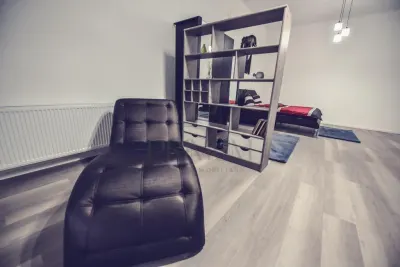 Apartament Premium în Piața Unirii | 120 MP | Mobilat Modern | Vedere spre Pietonală - Timisoara