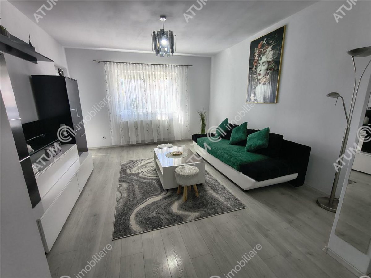 De inchiriat apartament modern la etajul 1 cu 2 camere decomandate, balcon si loc de parcare privat in Sibiu - Sibiu