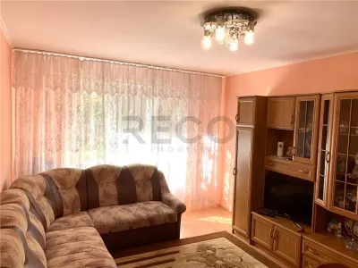 RECO Apartament 3 camere de inchiriat , 66 mp, parter, Bulevardul Decebal aproape de tramvai. - foto 2