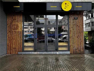Spatiu comercial vitrat, 52mp, sos. Pacurari, zona postei - foto 2