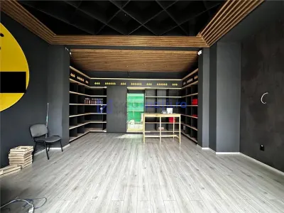 Spatiu comercial vitrat, 52mp, sos. Pacurari, zona postei - foto 3