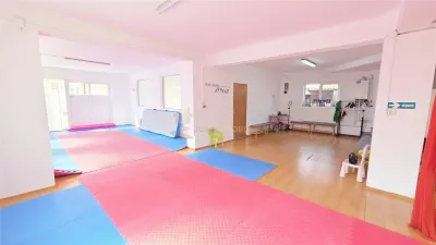 SPATIU COMERCIAL 150 MP  PARCARE FLORESTI - foto 4