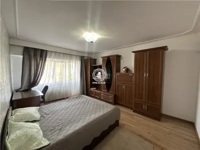 Apartament 3 camere de inchiriat Centru UMF - foto 8