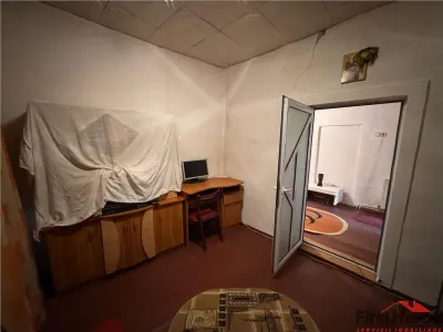 Casa stradala de vanzare in Focsani , str Odobesti nr 56 - foto 17