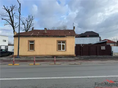 Casa stradala de vanzare in Focsani , str Odobesti nr 56 - foto 5