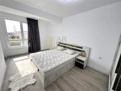 Apartament 2 camere, parcare proprie, Ploiesti, cartier Albert. - foto 3