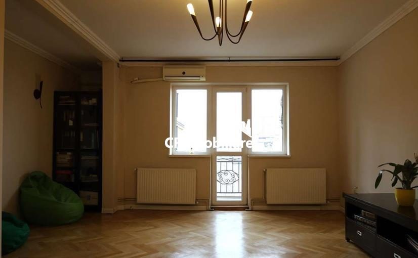 Apartament 2 camere, Eminecu centrala proprie - Bucuresti