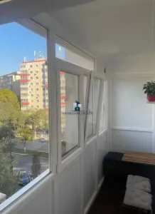 Vanzare Apartament 3 Camere Decomandat Bd.Alexandru Obregia - Bucuresti