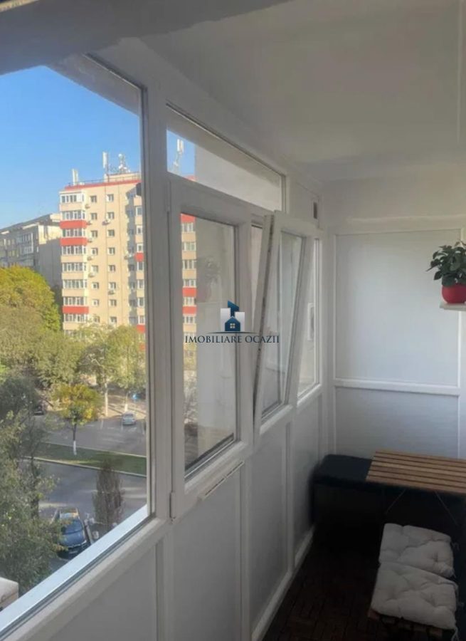 Vanzare Apartament 3 Camere Decomandat Bd.Alexandru Obregia - Bucuresti