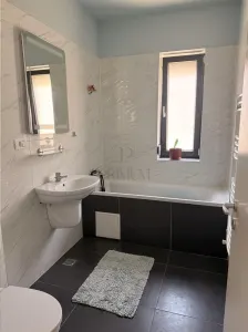 GIROC - APARTAMENT 2 CAMERE - etaj 1, lift, centrala proprie - foto 9