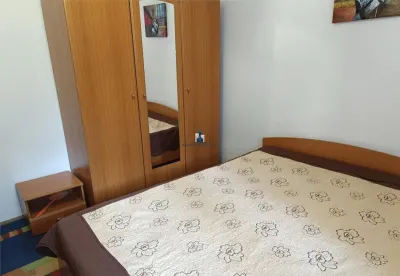 Inchiriere Apartament 2 Camere Decomandat Sos.Oltenitei - Bucuresti