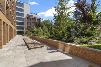 Apartament 2,5 cam Premium Central | Parcare Subterana si Utilitati incluse - foto 9