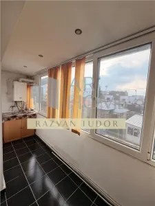 Apartament 3 camere ,centrala proprie,  in Ploiesti ,  Cioceanu - foto 3