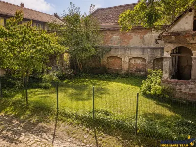 Resedinta istorica,teren privat,pivnita,pod,foisor,detalii originale,potential: rezidential,cultural,boutique. - foto 7