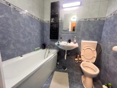 Apartament 3 camere Decomandat Resita - foto 13