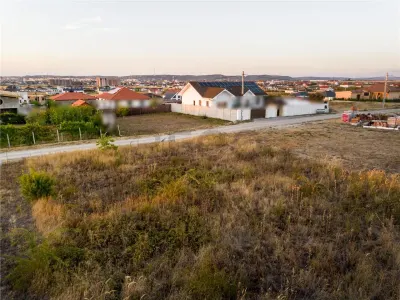RECO Teren cu utilitati in Cihei la 2 minute de zona Viena Oradea - foto 7