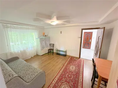 Apartament 2 camere, mobilat, cu centrala, zona Mioritei - foto 2