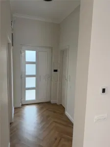 DUMBRAVITA - CENTRAL - DUPLEX - 4 CAMERE - 3 BAI - INCALZIRE PARDOSEALA - CLIMA - SEMINEU - foto 14