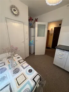 Inchiriere apartament 2 camere,zona Astra,Bd.Saturn,mobilat,utilat - foto 9