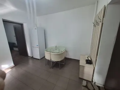 Ofer spre inchiriere garsoniera Bucuresti-Militari - foto 4