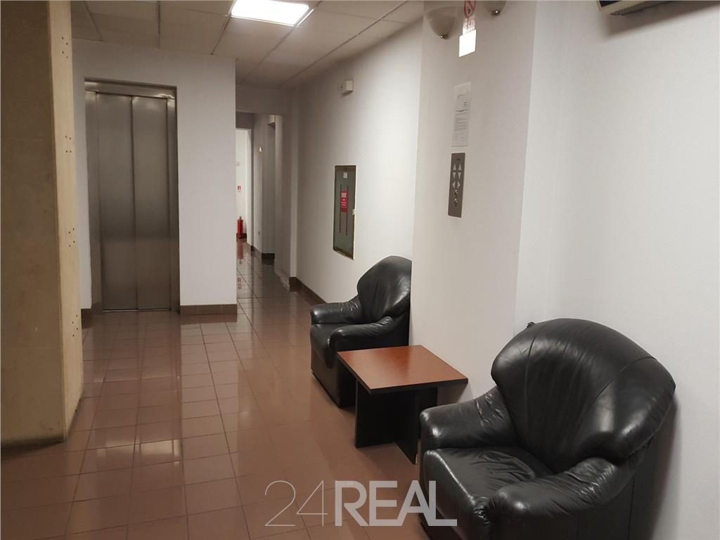 Muntenia Business Center - birouri de la 57 mp - foto 19