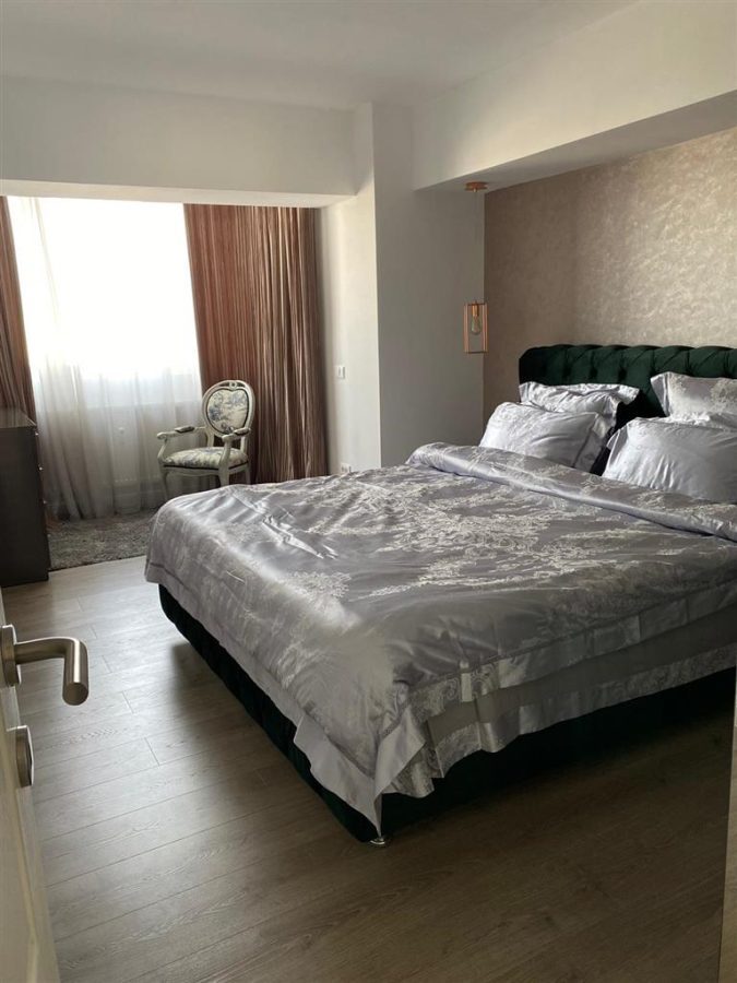 Vanzare apartament 3 camere, deosebit, Titulescu - Victoriei, loc de parcare - foto 14