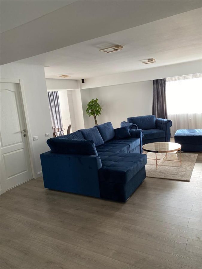 Vanzare apartament 3 camere, deosebit, Titulescu - Victoriei, loc de parcare - foto 4