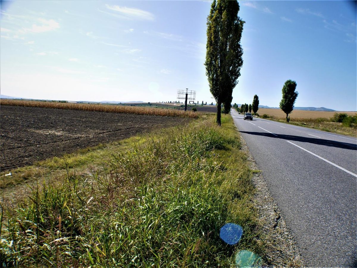 Teren iesire din Nicolae Balcescu, la 200ml de E85 Bacau - foto 10
