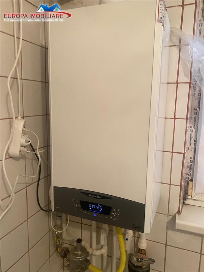 Apartament 3 camere de vanzare zona Ultracentrala Tulcea - foto 5