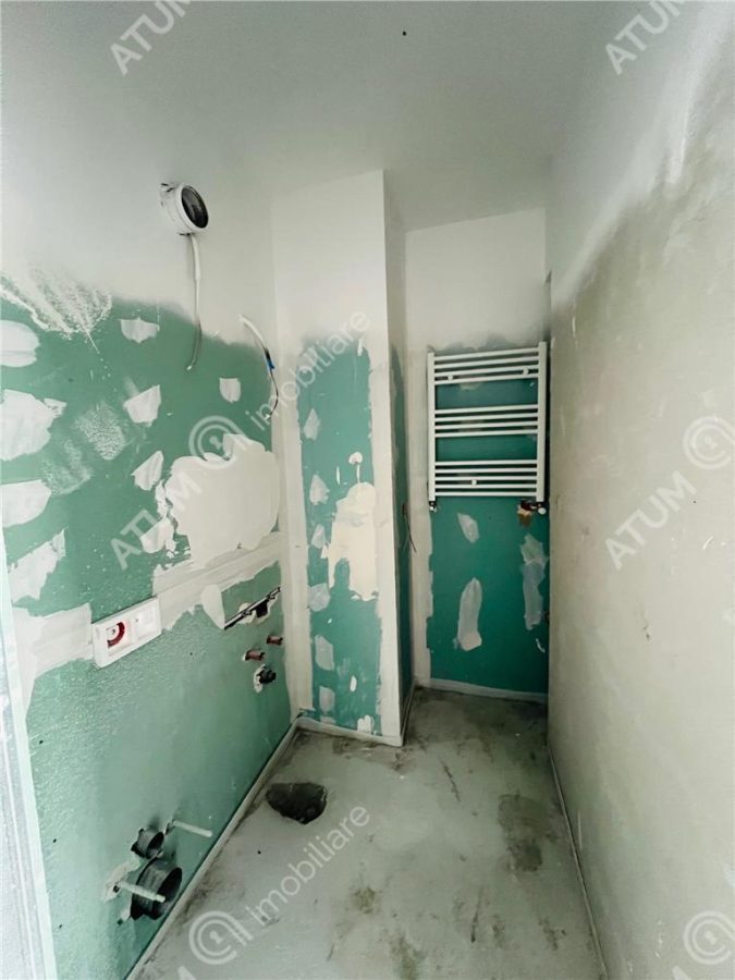 Apartament cu 4 camere si 3 balcoane la etajul 1 zona Rahovei - foto 17