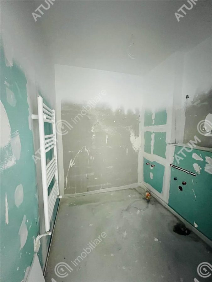 Apartament cu 4 camere si 3 balcoane la etajul 1 zona Rahovei - foto 21