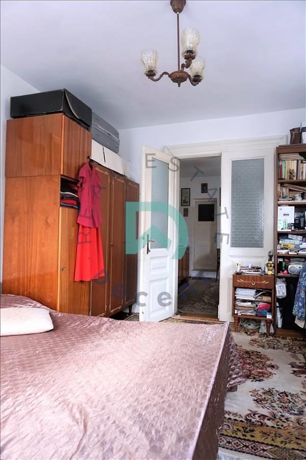 Casa 2 camere, singur in curte, Scheii Brasovului - foto 11