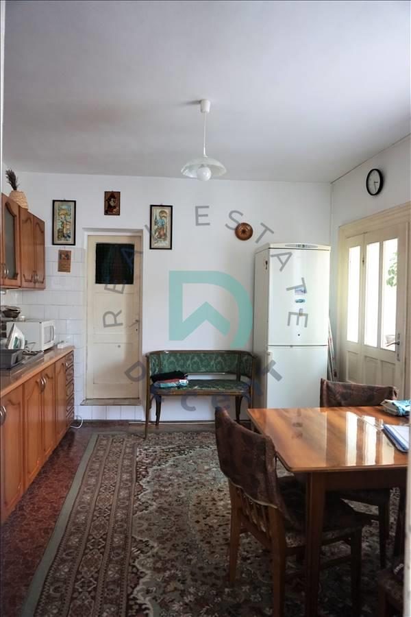 Casa 2 camere, singur in curte, Scheii Brasovului - foto 18