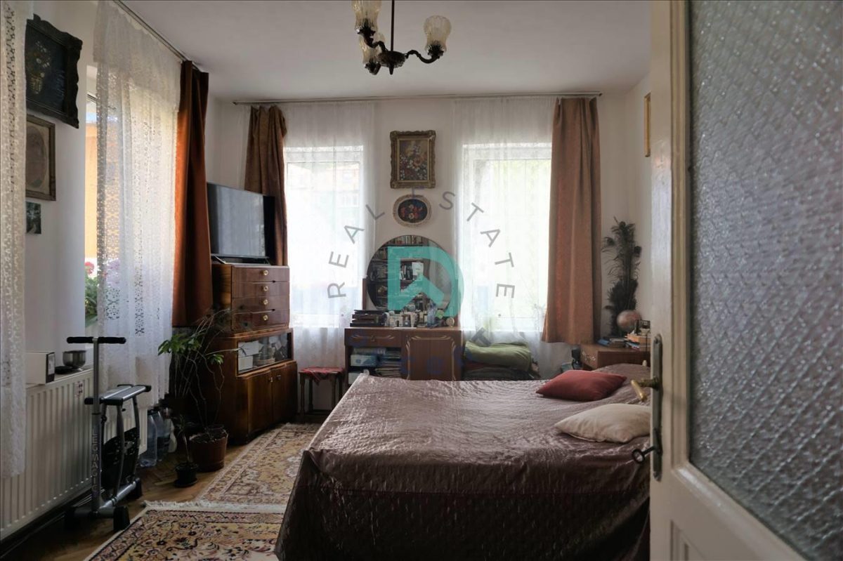 Casa 2 camere, singur in curte, Scheii Brasovului - foto 20