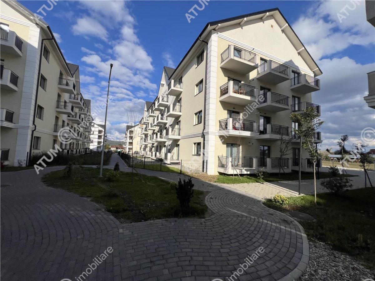 Apartament cu 2 camere decomandate balcon si loc parcare zona Brana - foto 5