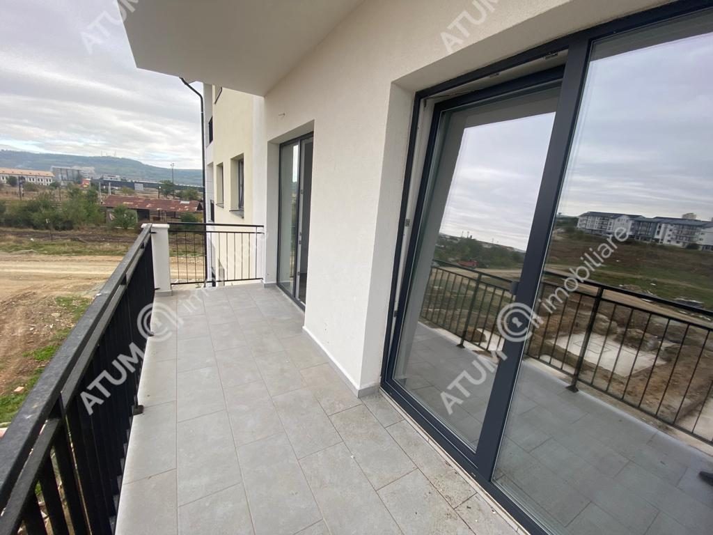 Apartament cu 2 camere decomandate balcon si loc parcare zona Brana - foto 7
