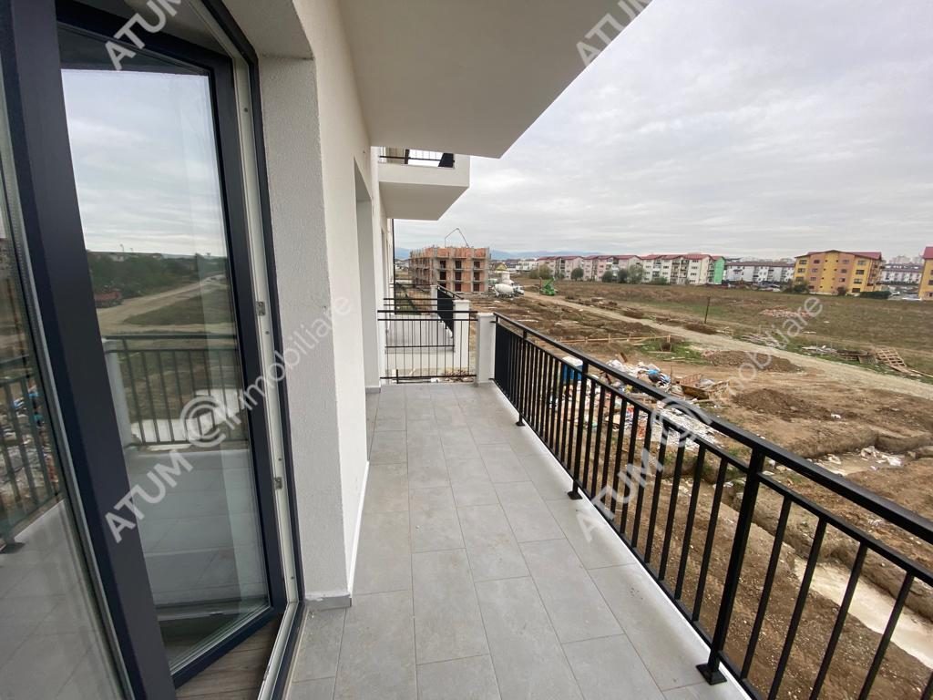 Apartament cu 2 camere decomandate balcon si loc parcare zona Brana - foto 8