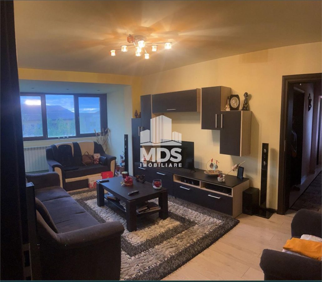 Mobilat si utilat cu garaj subteran bloc de caramida - 