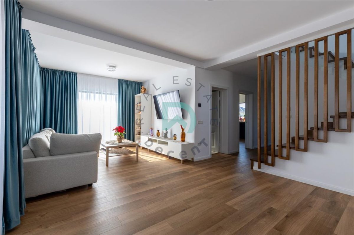 Casa de vanzare - foto 3