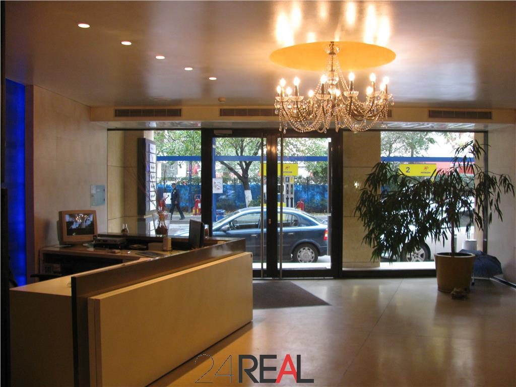 Birouri de inchiriat in Unimed Business Center de la 380 mp - foto 16