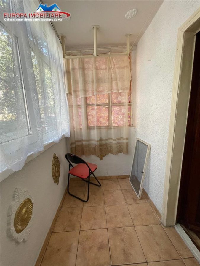 Apartament 4 camere de vanzare zona E3 Tulcea - foto 7