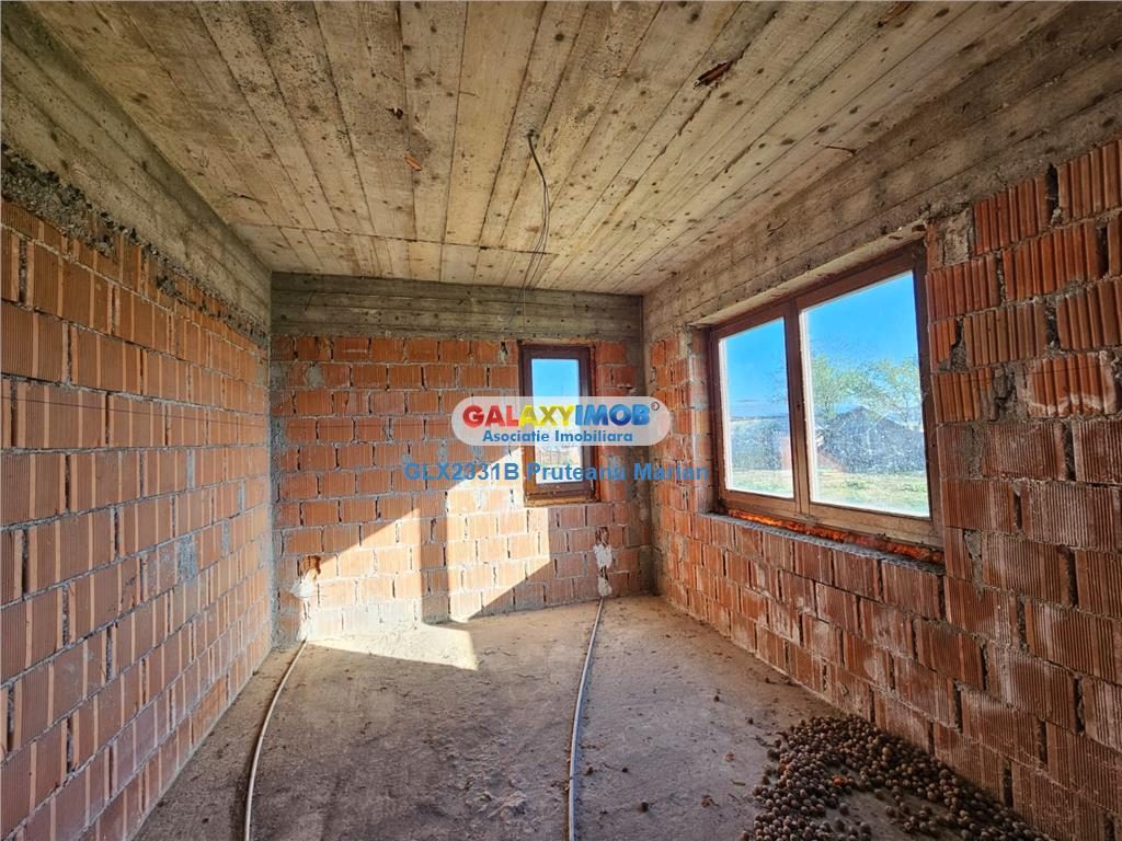 Vanzare casa individuala situata langa Primaria Frumusani jud Calarasi - foto 14