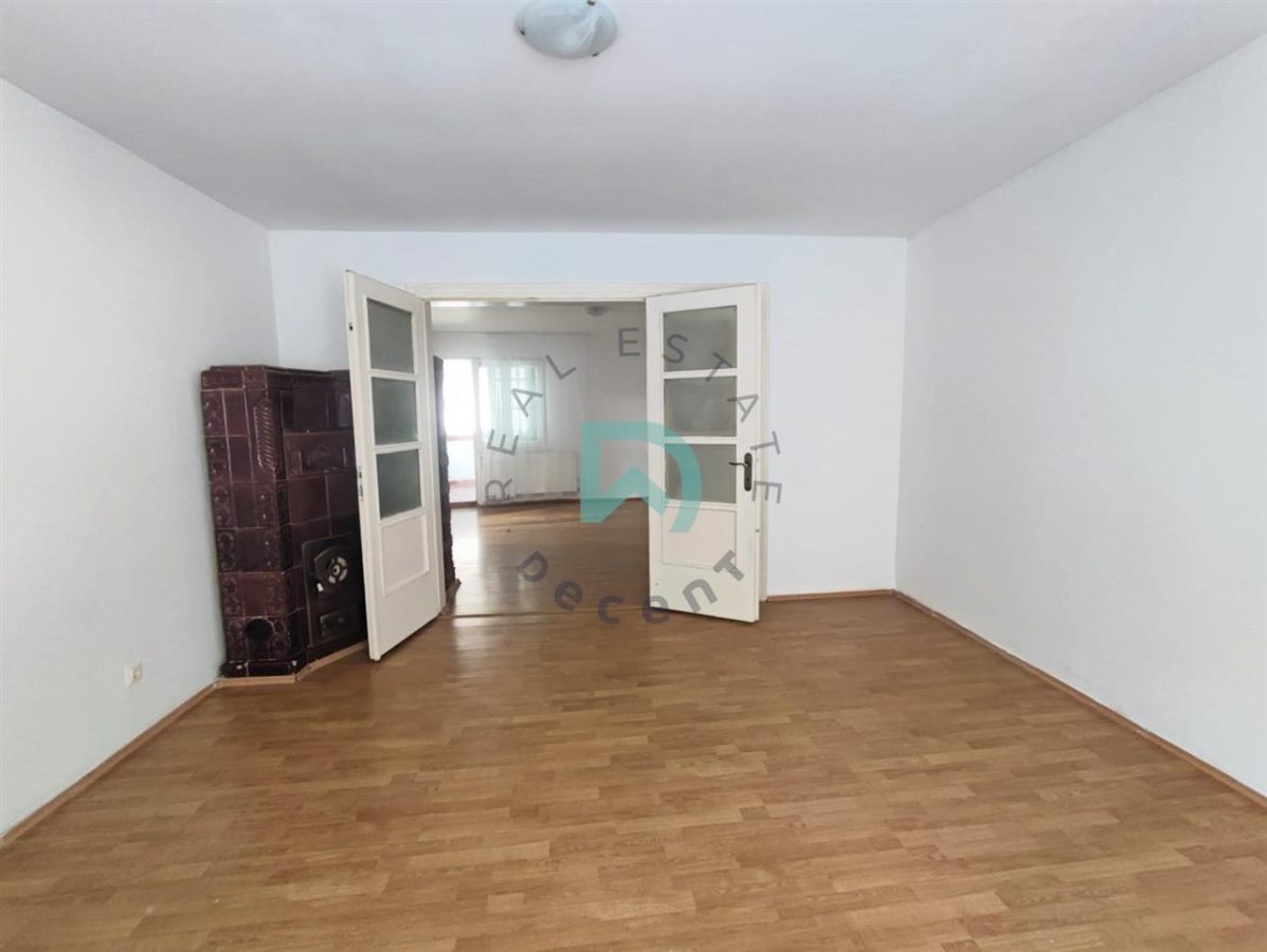 Potential Booking, zona  Schei, Brasov - foto 6