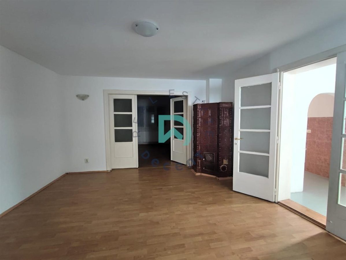 Potential Booking, zona  Schei, Brasov - foto 7