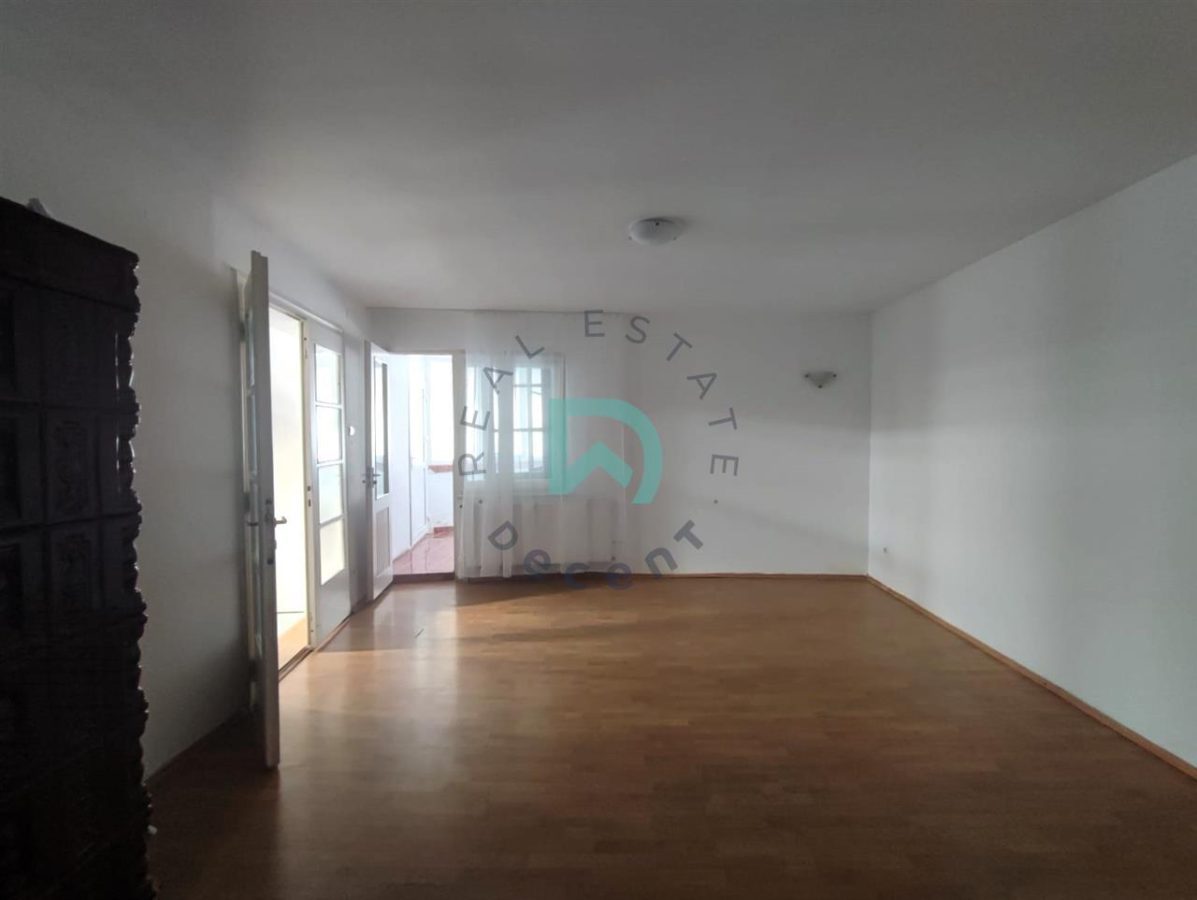 Potential Booking, zona  Schei, Brasov - foto 8