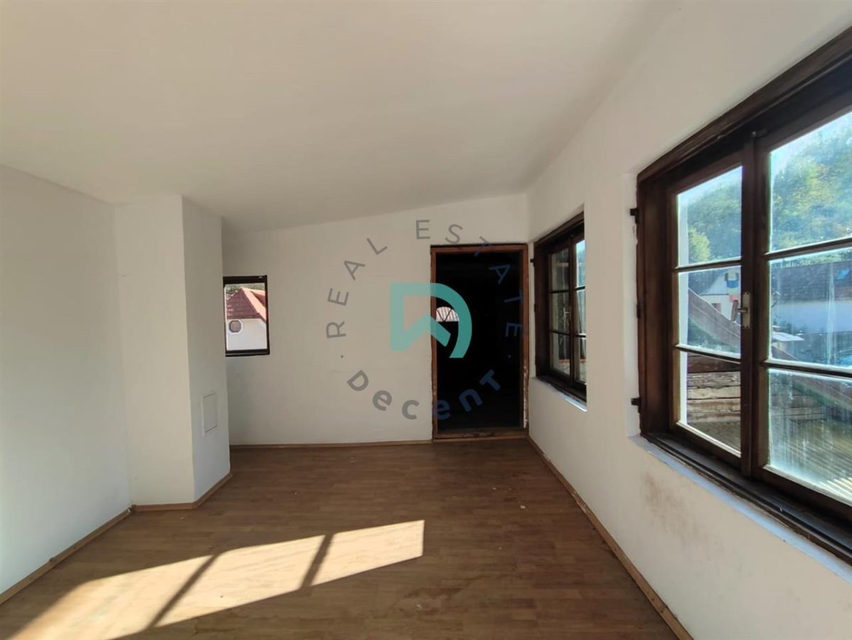 Potential Booking, zona  Schei, Brasov - foto 9