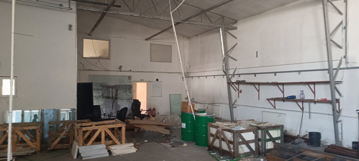 Hala de productie/ depozitare in suprafata de 340 mp in Ploiesti, zona Xenia. - foto 12